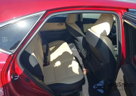 2021 Lexus Nx 300 z USA, uszkodzony, nr VIN JTJDARBZ7M5024803